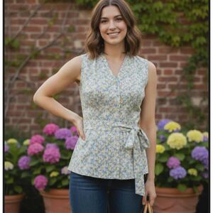 Talbot's Floral Ditsy Blouse Size 10 Stretch Cotton Sleeveless Belted Shirt Cute